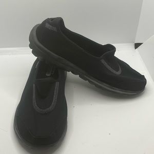 Skechers Go Walk Black Resalyte Slip-On Walking Shoes (13510) Women's Size 8.